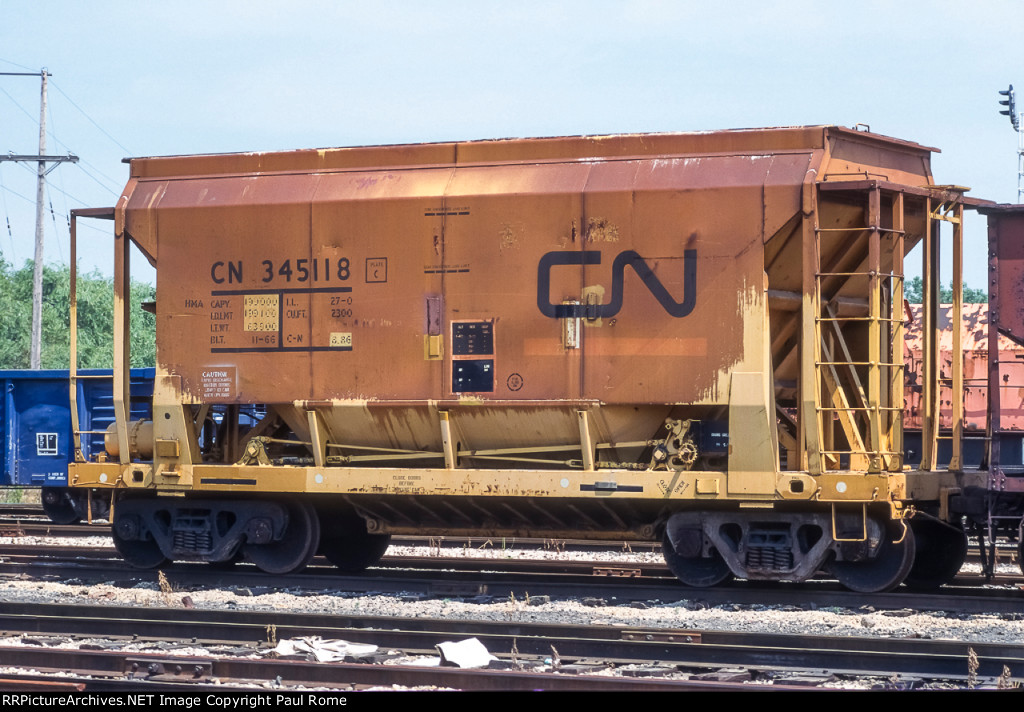 CN 345118 on the IHB at Blue Island Yard